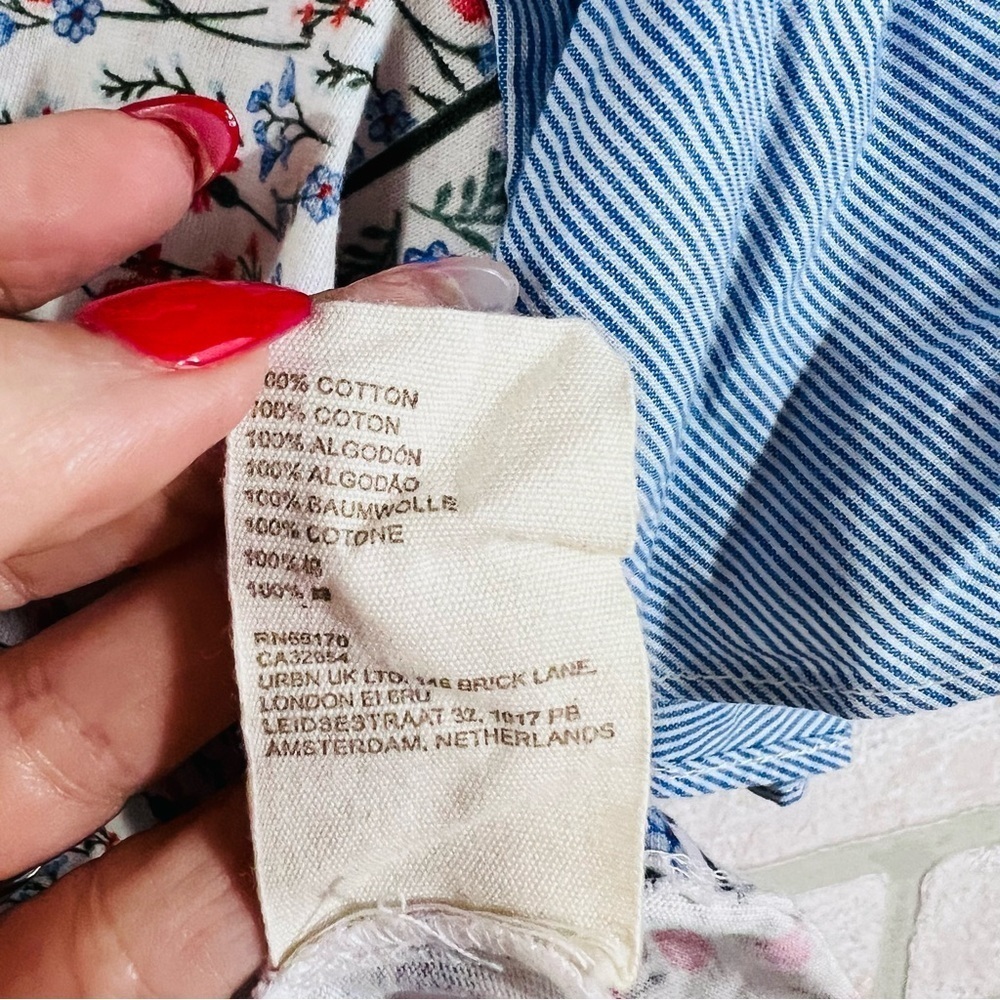 Anthropologie Let Me Be Floral Chambray Ruffle Flutter Sleeve Top Size S - Picture 9 of 10